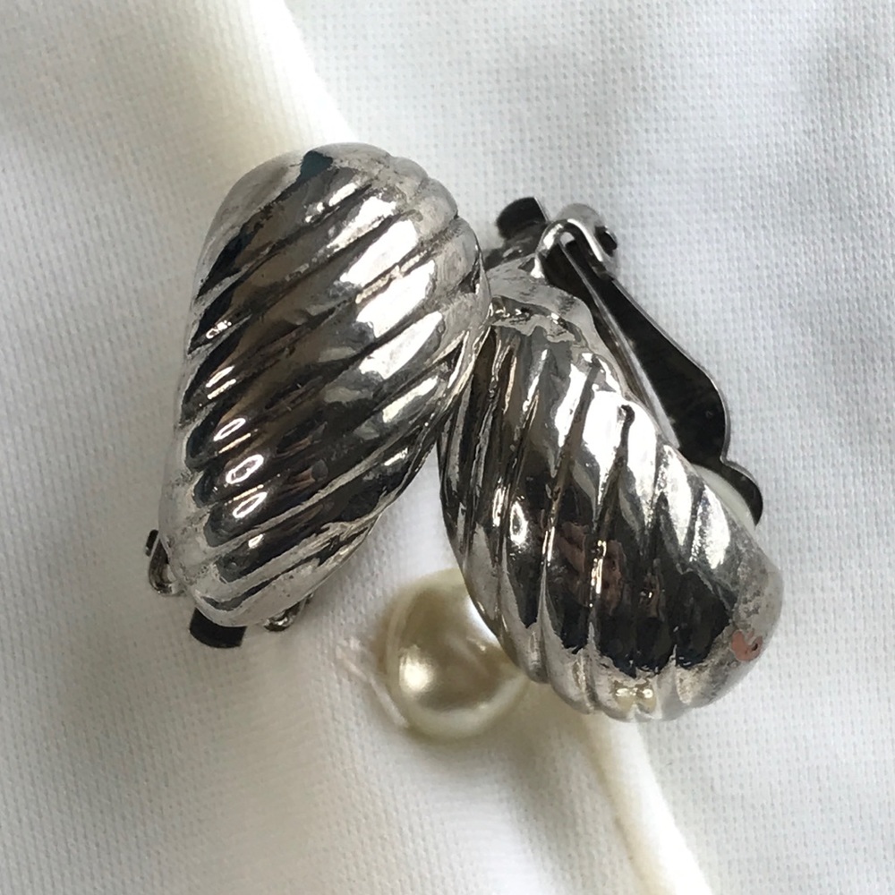 Vintage silver hoop clip earrings